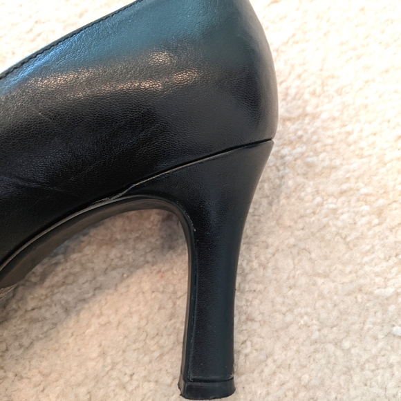 Franco Sarto black leather pumps - Picture 2 of 6